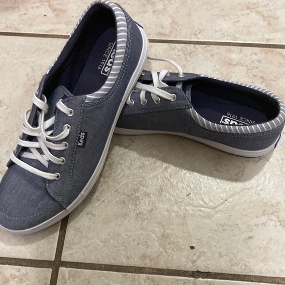 Snickers 2 time use very good condition - Picture 4 of 4